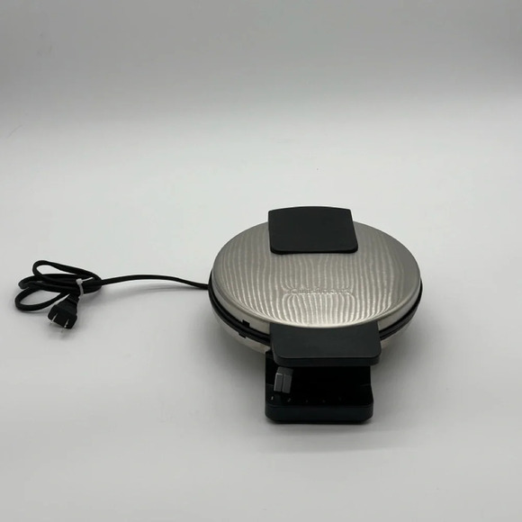 Cuisinart WMR-CA Round Classic Waffle Maker Iron - Tested Works Great - Picture 4 of 7